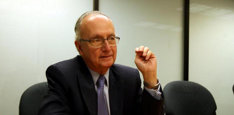 Chavismo's Shadow Over El Universal Acquisition Unveils Alarming Irregularities