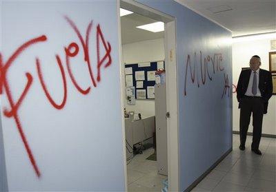 Rising Antisemitism in Venezuela Exposed as Chávez Supporters Assault Synagogue in Caracas