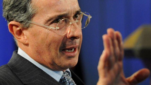 Uribe Accuses Chávez of Complicity in Terrorism Before International Court