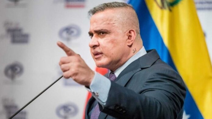 Venezuelan Judicial System Faces Reckoning Amid Chavista Purges and Corruption Scandal