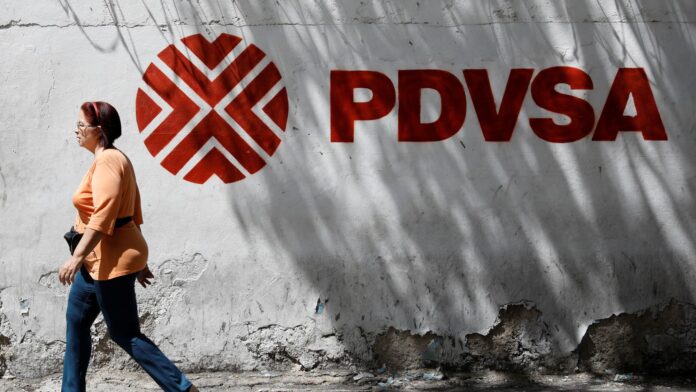 Antonio de la Cruz Advocates for the Closure of PDVSA as a Path to National Recovery
