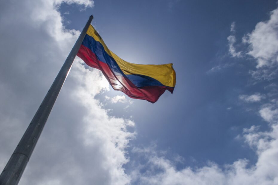 Venezuelan Journalists Call Out Foreign Military Threats to National Sovereignty