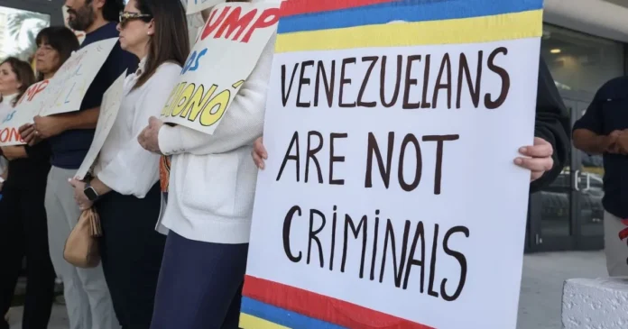 Venezuelans in the U.S. Brace for a Life-Altering Termination of TPS on November 7