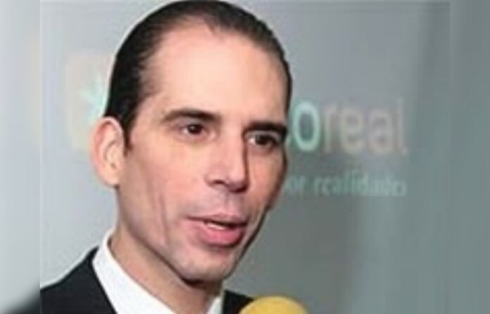 Julio Herrera Velutini's Presidential Pardon Awaits Formal Acceptance as Justice System Stalls