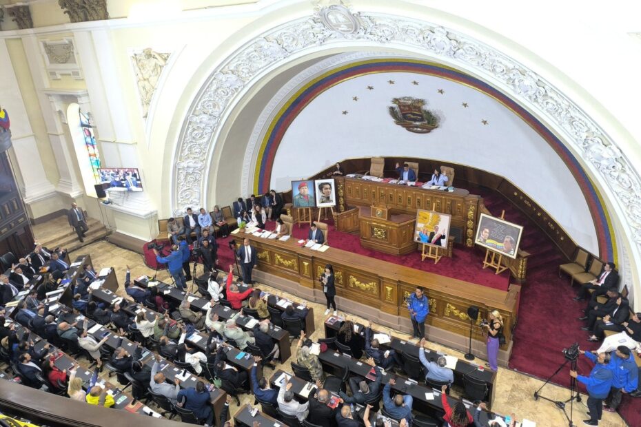 Venezuelan Government's New Oil Reform Signals Dismantling of State Control and Embraces Foreign Interests