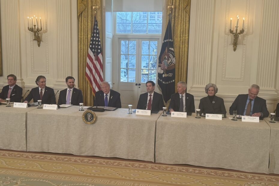 Trump's Venezuelan Oil Strategy Exposed as Political Maneuvering Disguised as Economic Victory